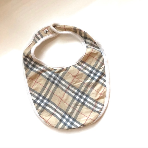 burberry bib